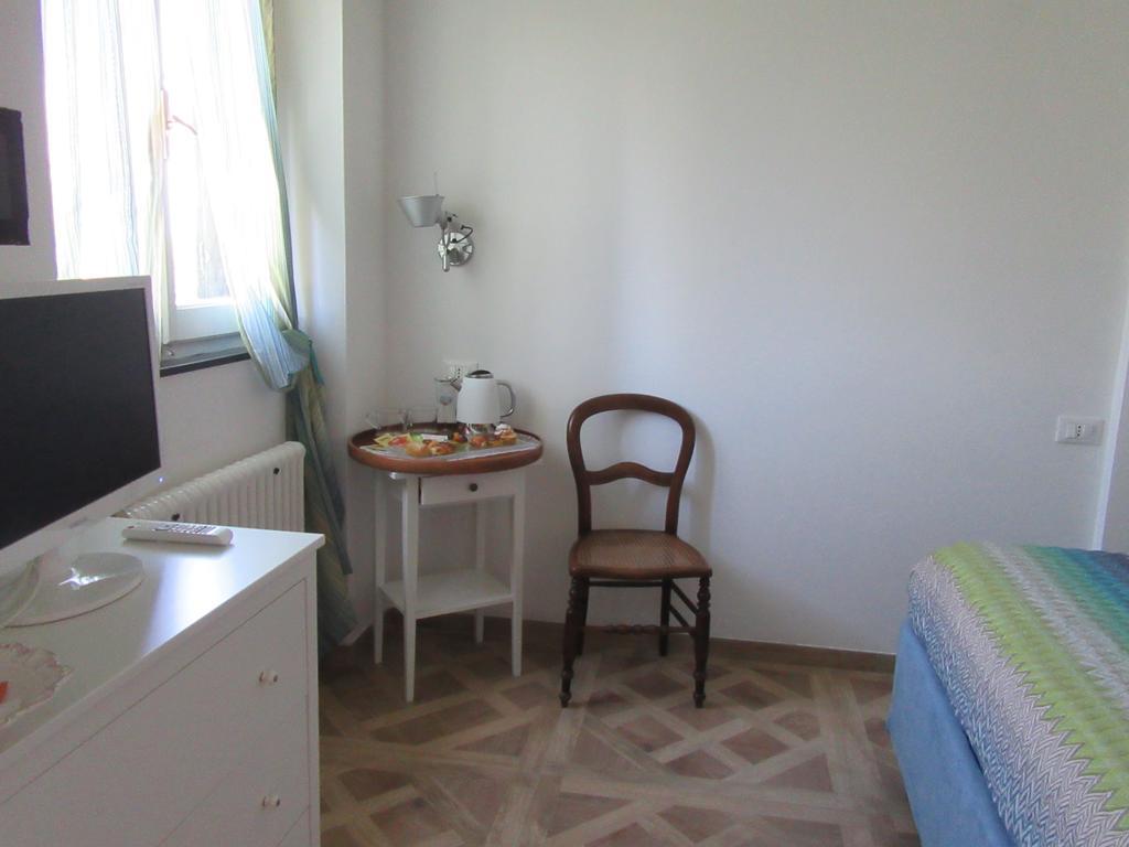 B&B Le Palme Ameglia Ngoại thất bức ảnh